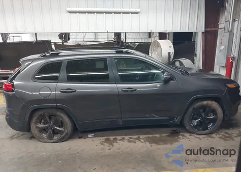 2018 Jeep Cherokee Latitude 4X4 z USA, uszkodzony, nr VIN 1C4PJMCB2JD506276